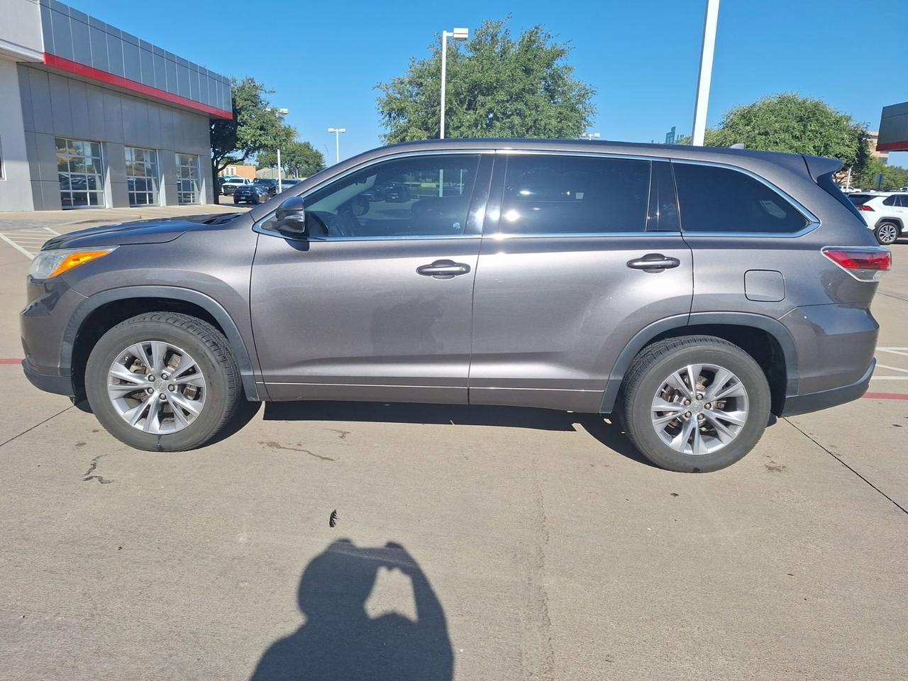 2014 Toyota Highlander LE Plus V6 Hurst TX