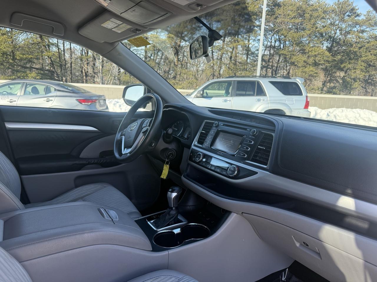 2014 Toyota Highlander LE Plus V6 Springfield VA