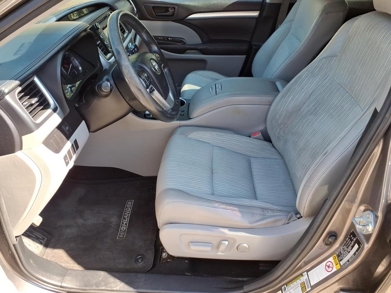 2014 Toyota Highlander LE Roanoke VA