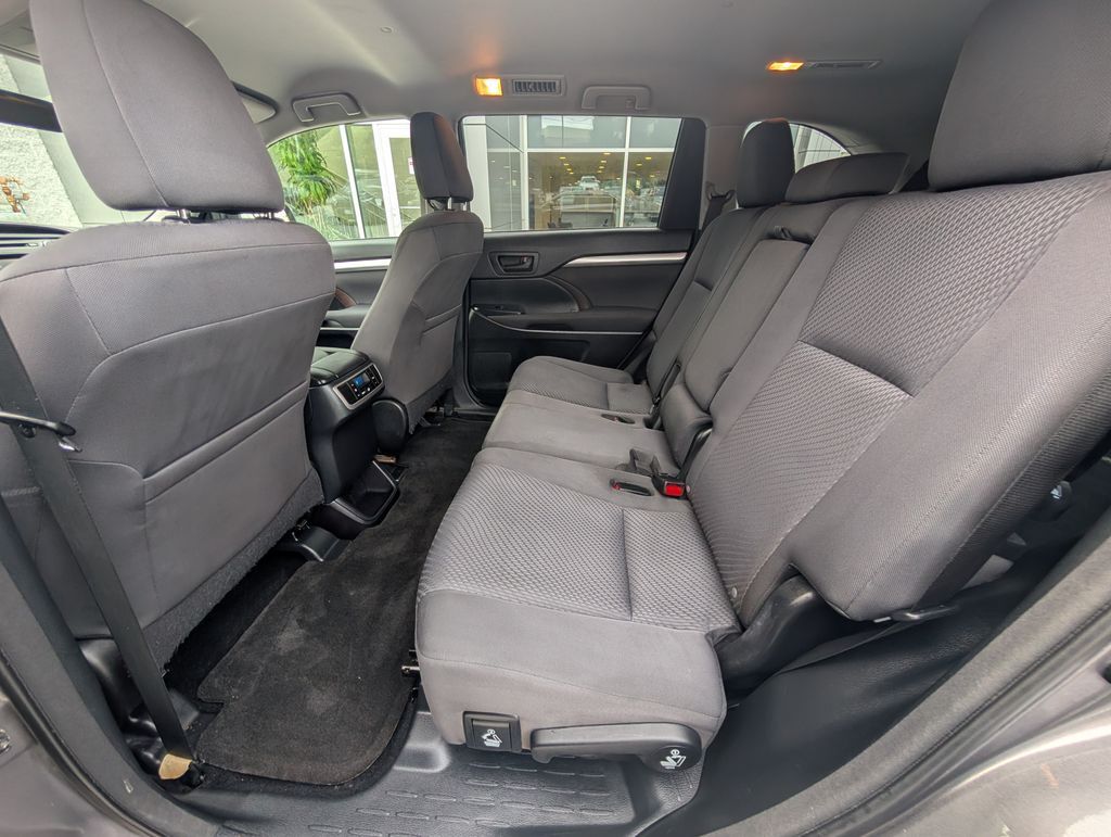2014 Toyota Highlander LE Cockeysville MD