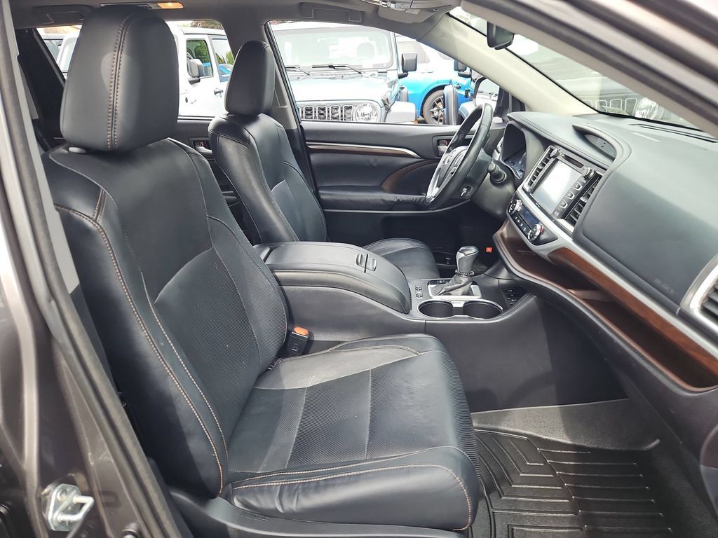 2014 Toyota Highlander Limited Platinum V6 Gresham OR