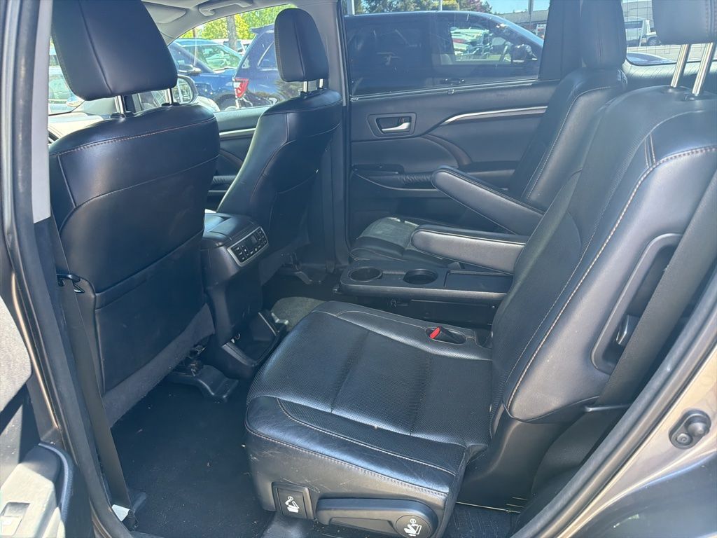 2014 Toyota Highlander Limited Platinum V6 Gresham OR