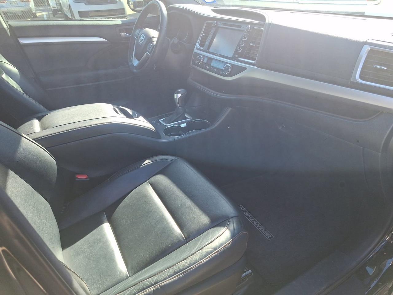 2014 Toyota Highlander XLE Hurst TX