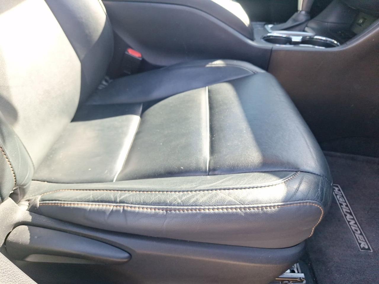 2014 Toyota Highlander XLE Hurst TX