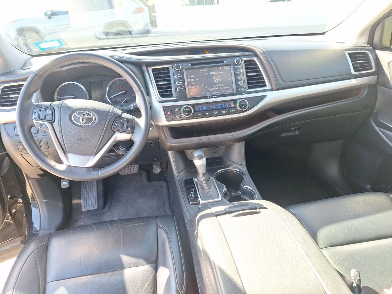 2014 Toyota Highlander XLE Hurst TX