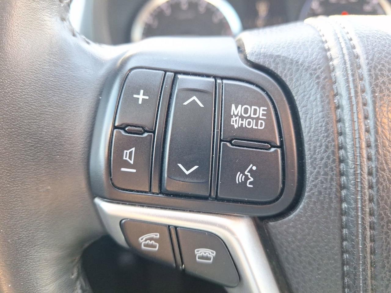 2014 Toyota Highlander XLE Hurst TX