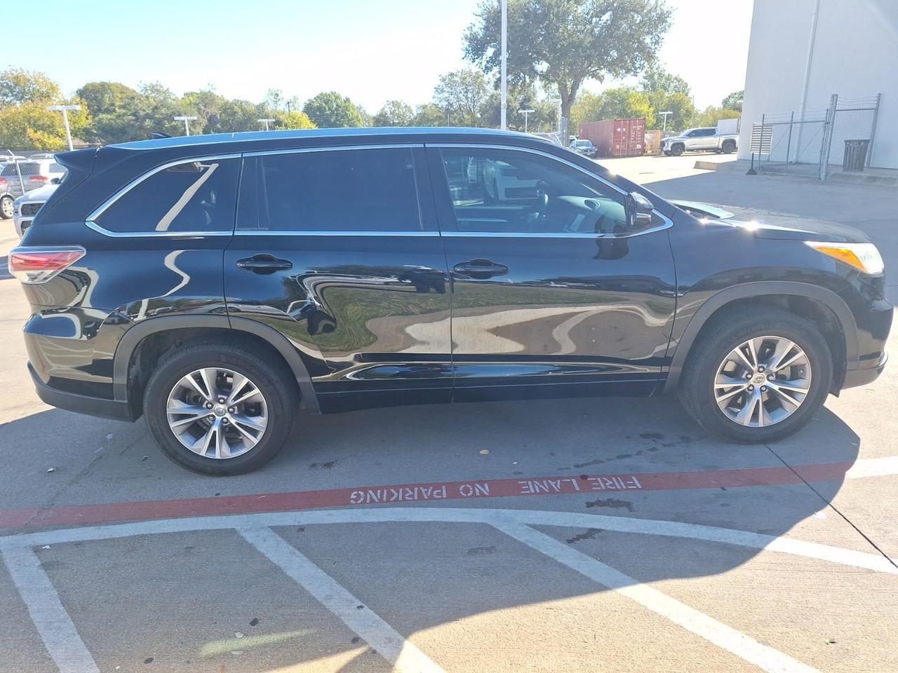 2014 Toyota Highlander XLE Hurst TX