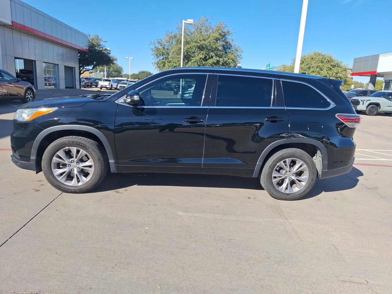 2014 Toyota Highlander XLE Hurst TX