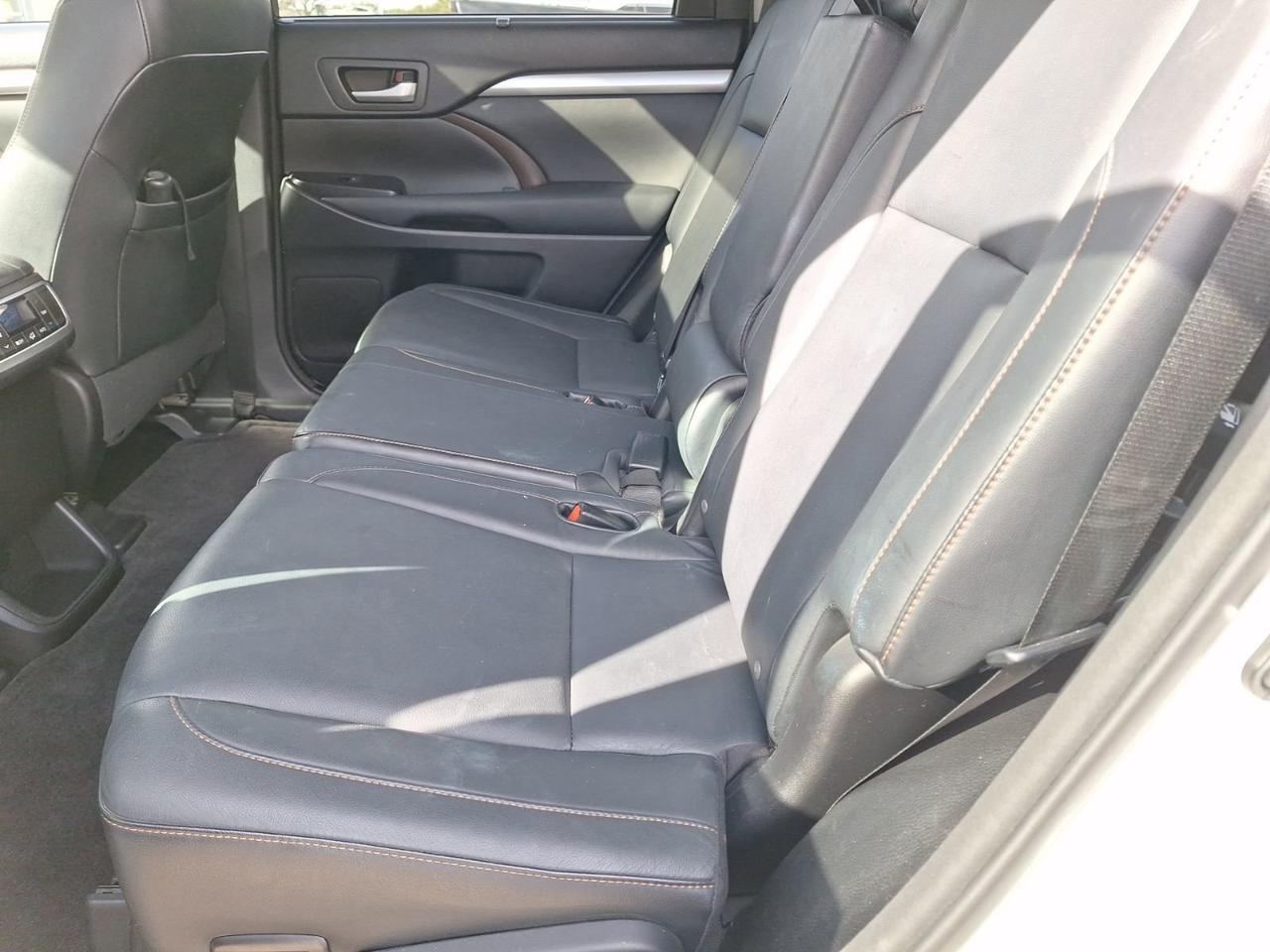 2014 Toyota Highlander XLE Hurst TX