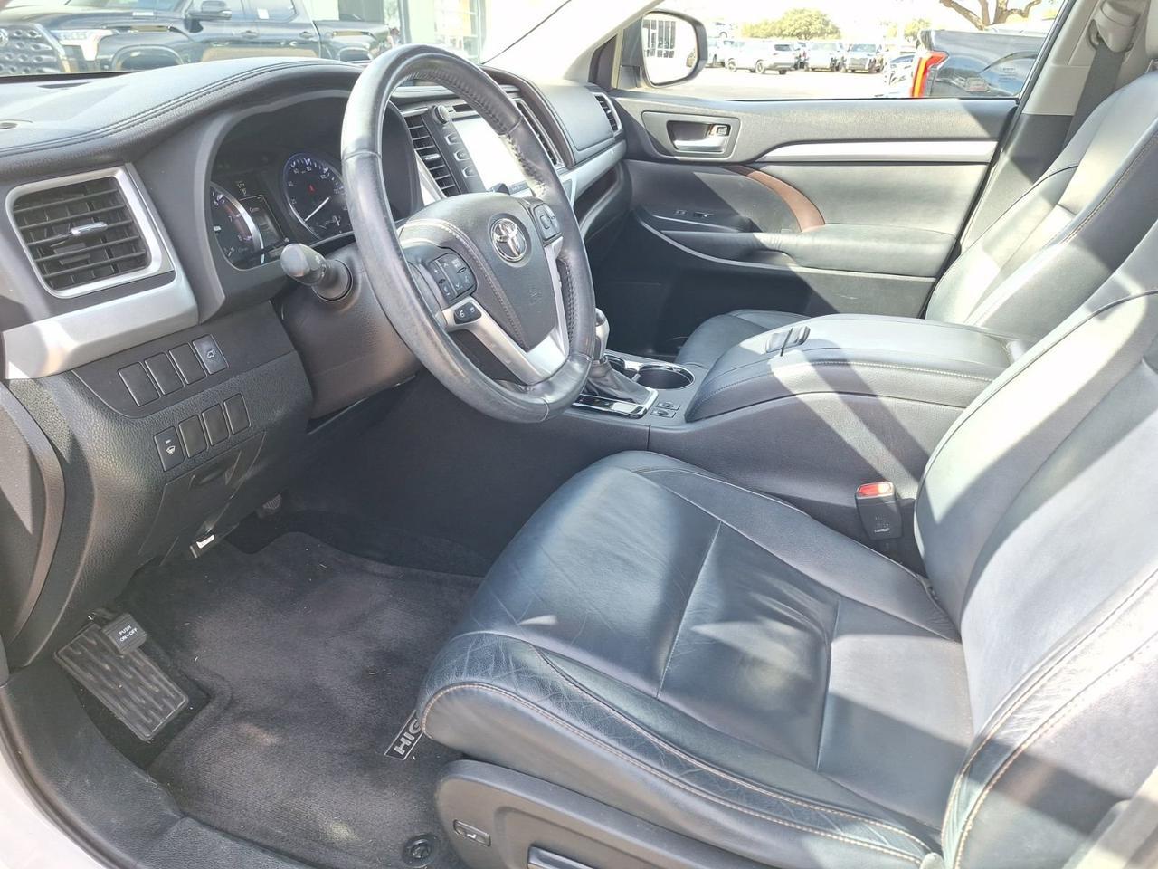 2014 Toyota Highlander XLE Hurst TX