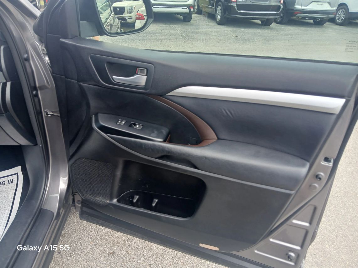 2014 Toyota Highlander XLE Sport Utility 4D Maitland FL