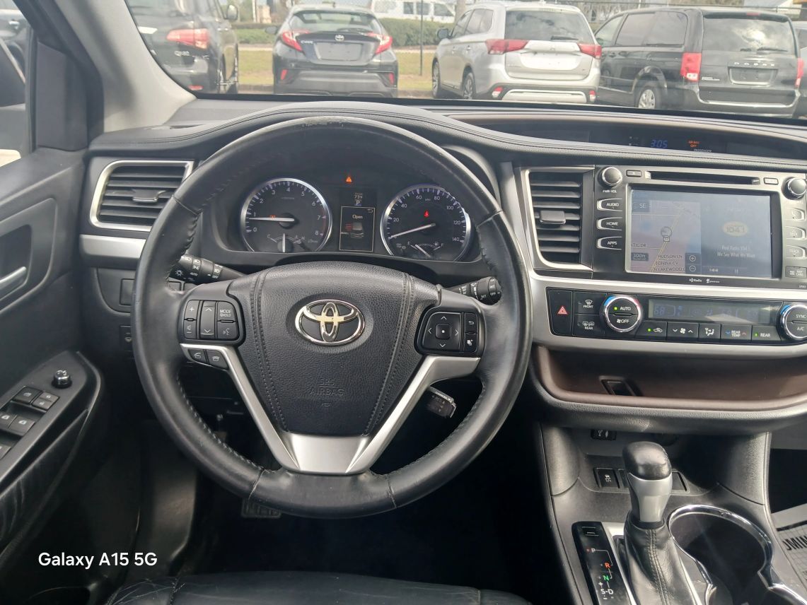 2014 Toyota Highlander XLE Sport Utility 4D Maitland FL