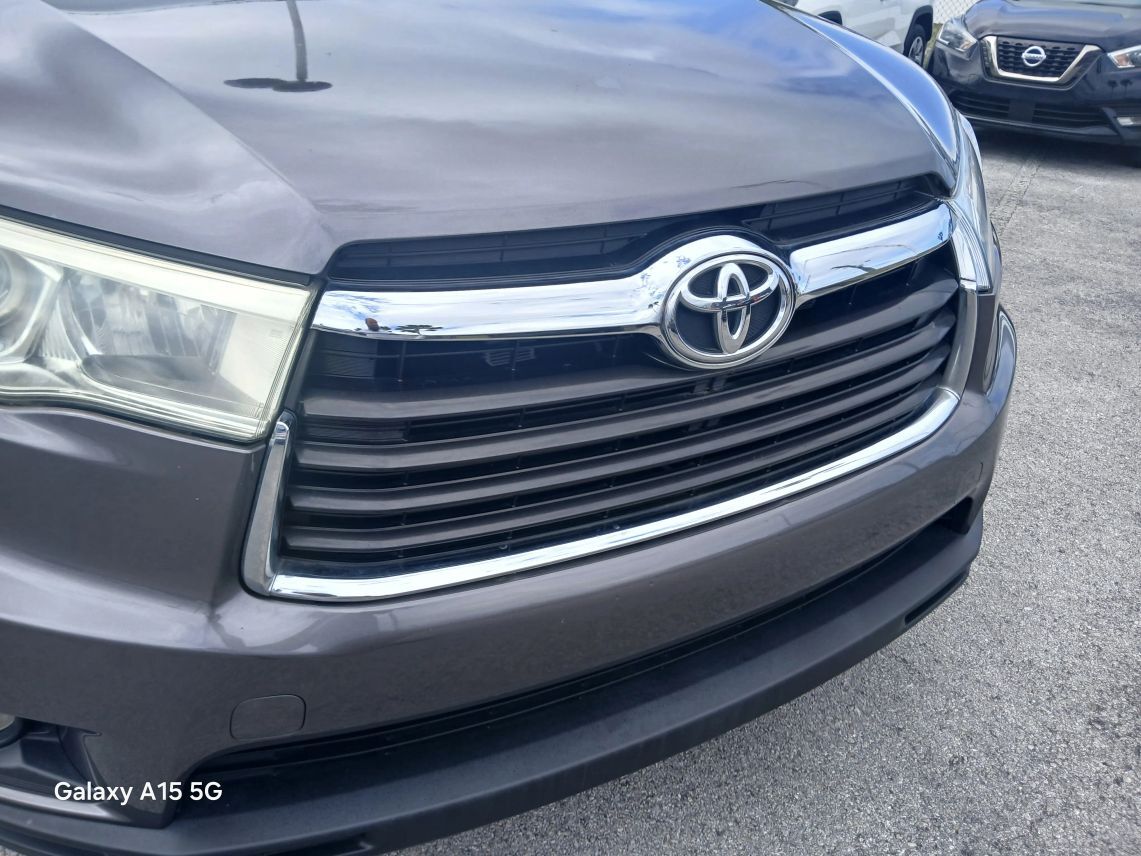 2014 Toyota Highlander XLE Sport Utility 4D Maitland FL