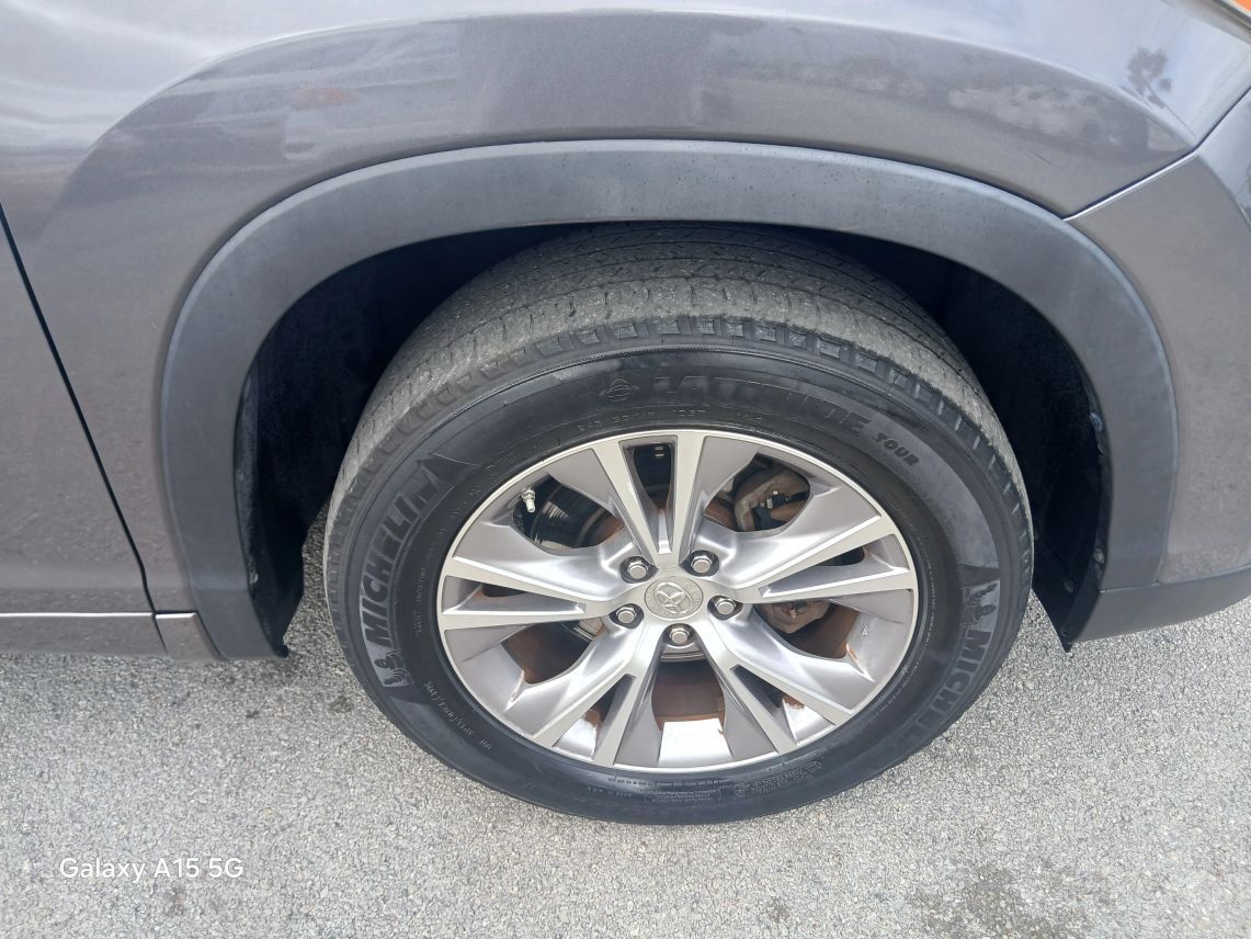 2014 Toyota Highlander XLE Sport Utility 4D Maitland FL