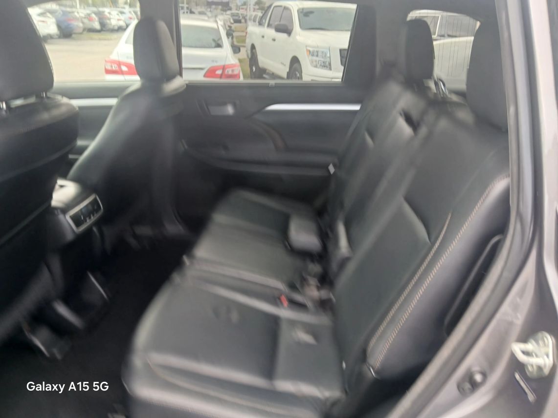 2014 Toyota Highlander XLE Sport Utility 4D Maitland FL