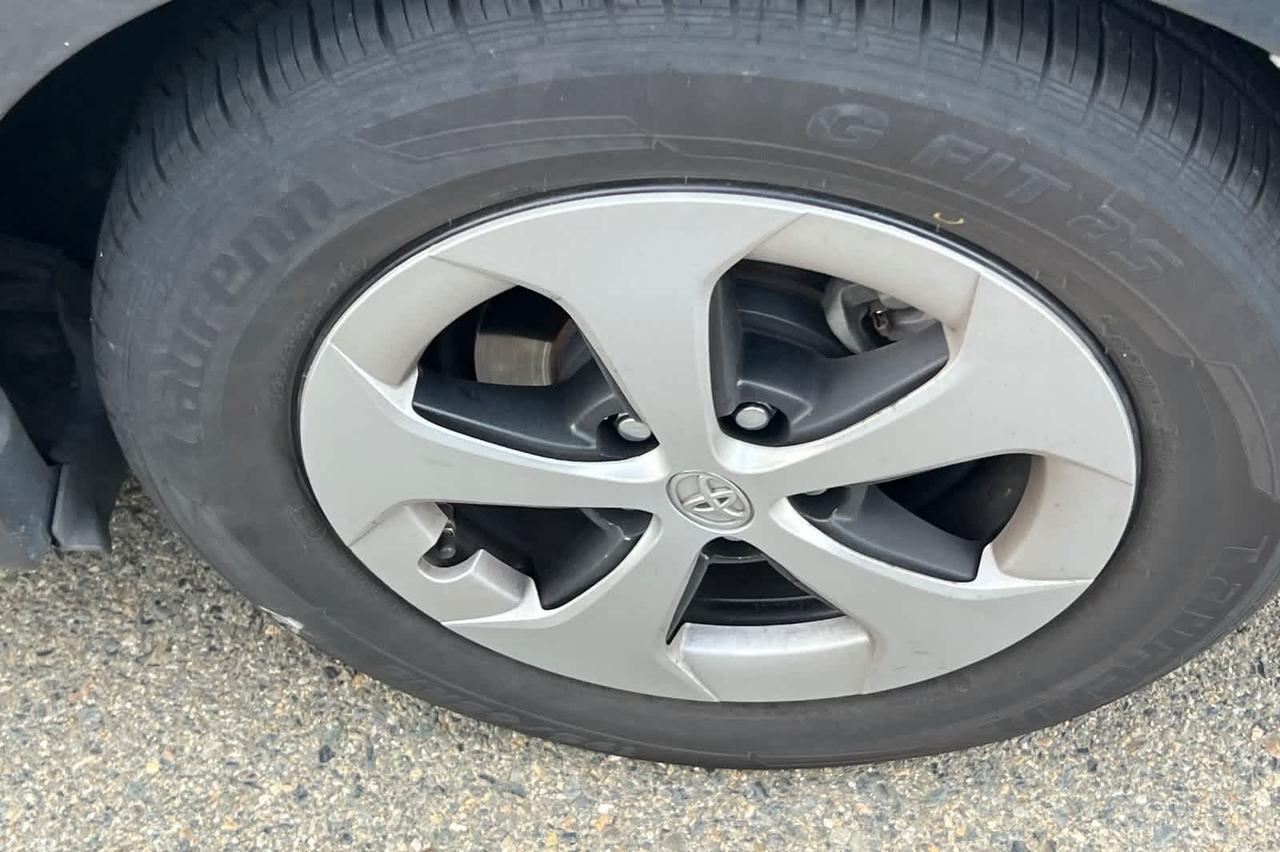 2014 Toyota Prius Four Roseville CA