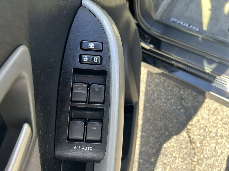 2014 Toyota Prius Two - 1 OWNER - 29 SERVICE RECORDS Webster MA