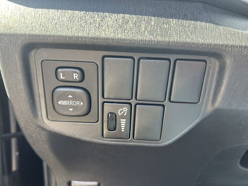 2014 Toyota Prius Two - 1 OWNER - 29 SERVICE RECORDS Webster MA