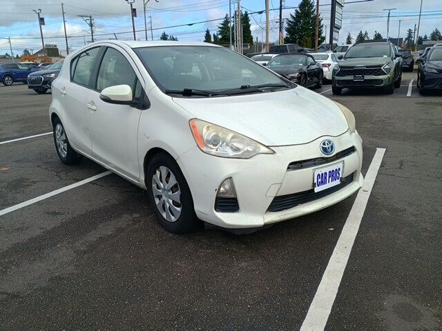 2014 Toyota Prius c Four