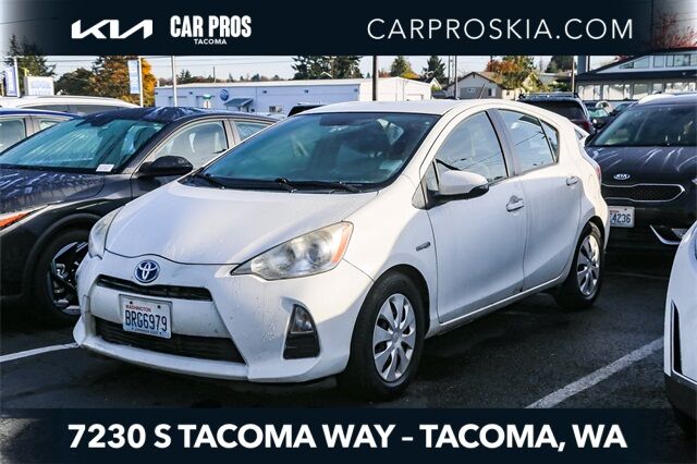 2014 Toyota Prius c Four