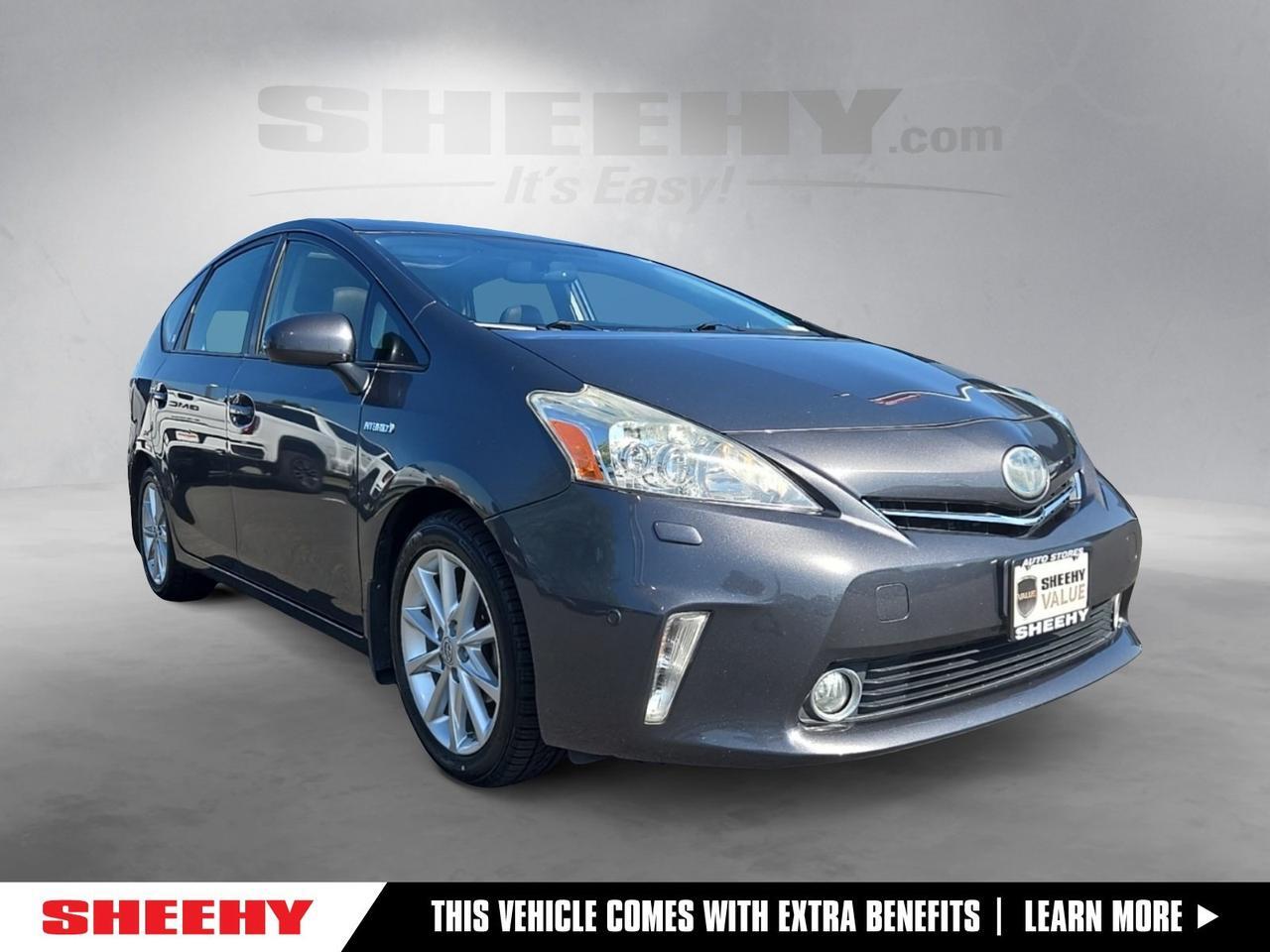 2014 Toyota Prius v Five