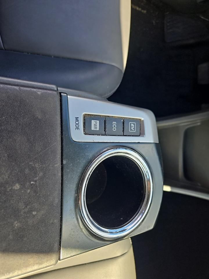 2014 Toyota Prius v Five Fredericksburg VA