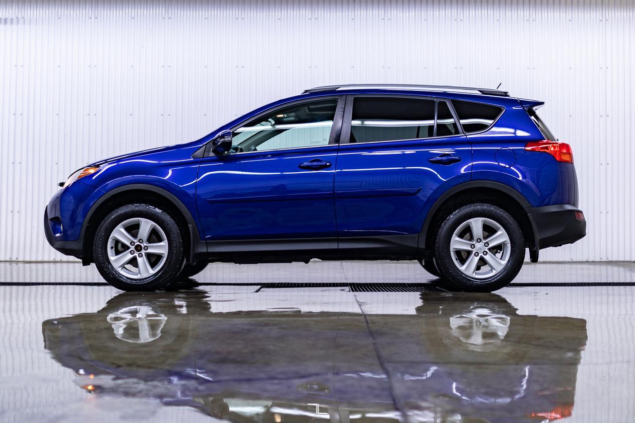 2014 Toyota RAV4 AWD XLE Roof BCam Red Deer AB