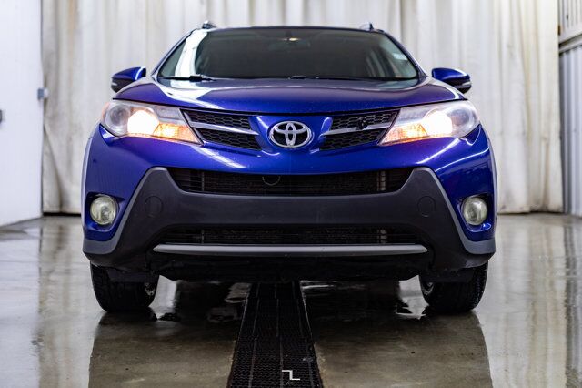 2014 Toyota RAV4 AWD XLE Roof BCam Red Deer AB