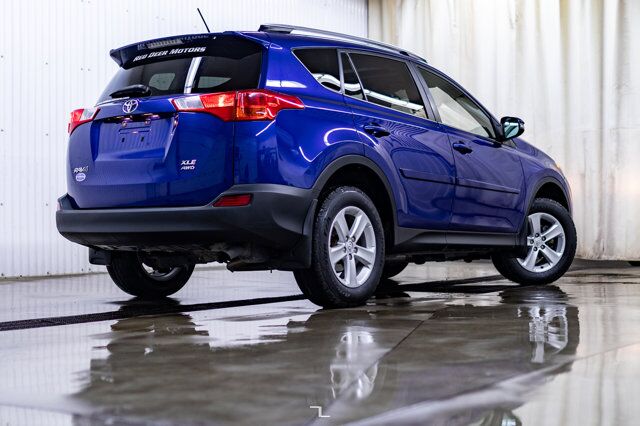 2014 Toyota RAV4 AWD XLE Roof BCam Red Deer AB