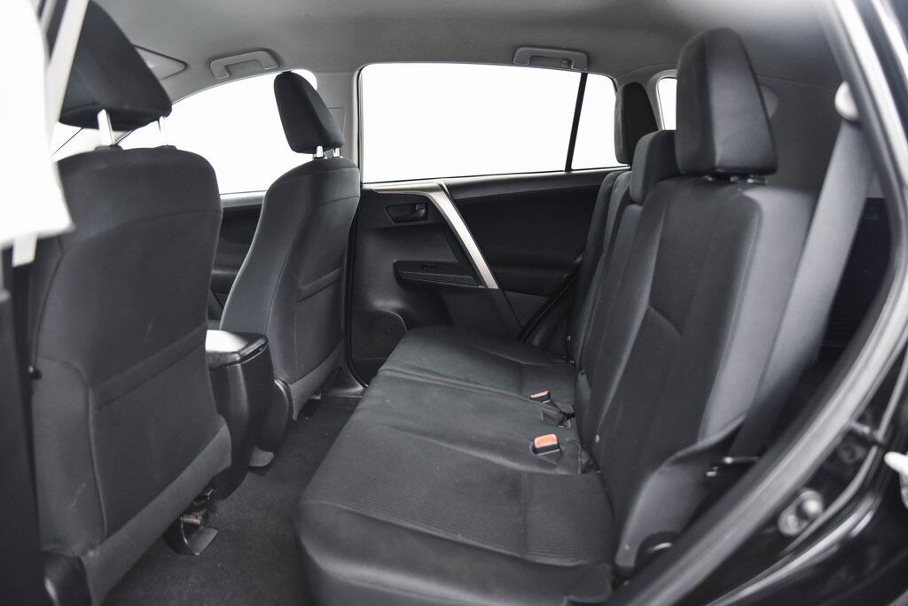 2014 Toyota RAV4 LE Akron OH