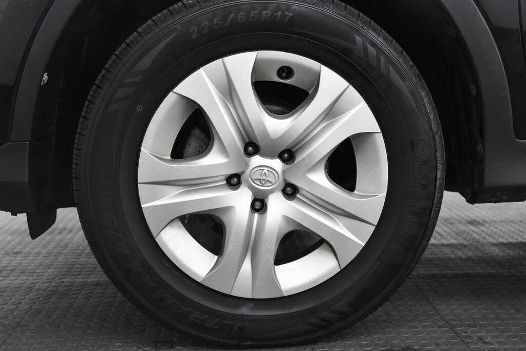 2014 Toyota RAV4 LE Akron OH