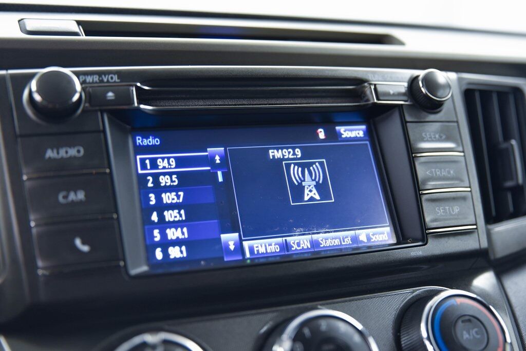 2014 Toyota RAV4 LE Akron OH