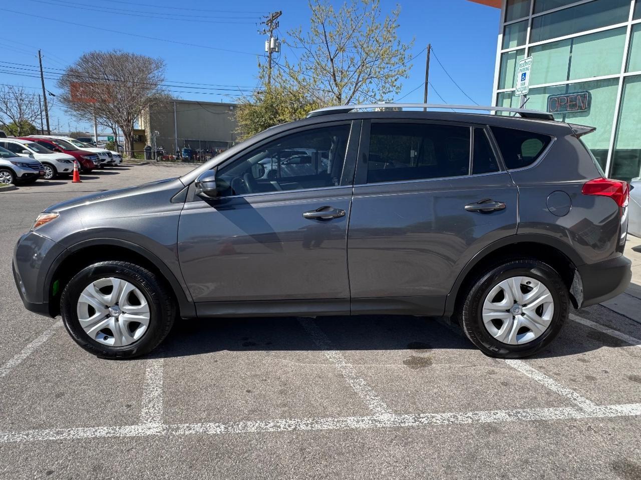 2014 Toyota RAV4 LE FWD Austin TX