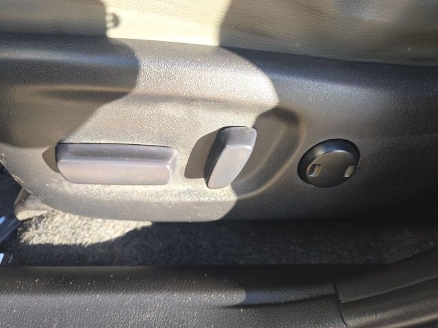 2014 Toyota RAV4 Limited West Burlington IA