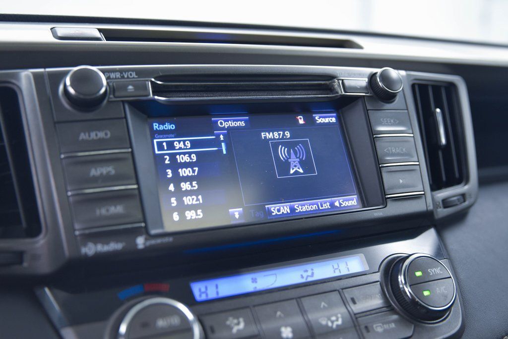 2014 Toyota RAV4 XLE Akron OH