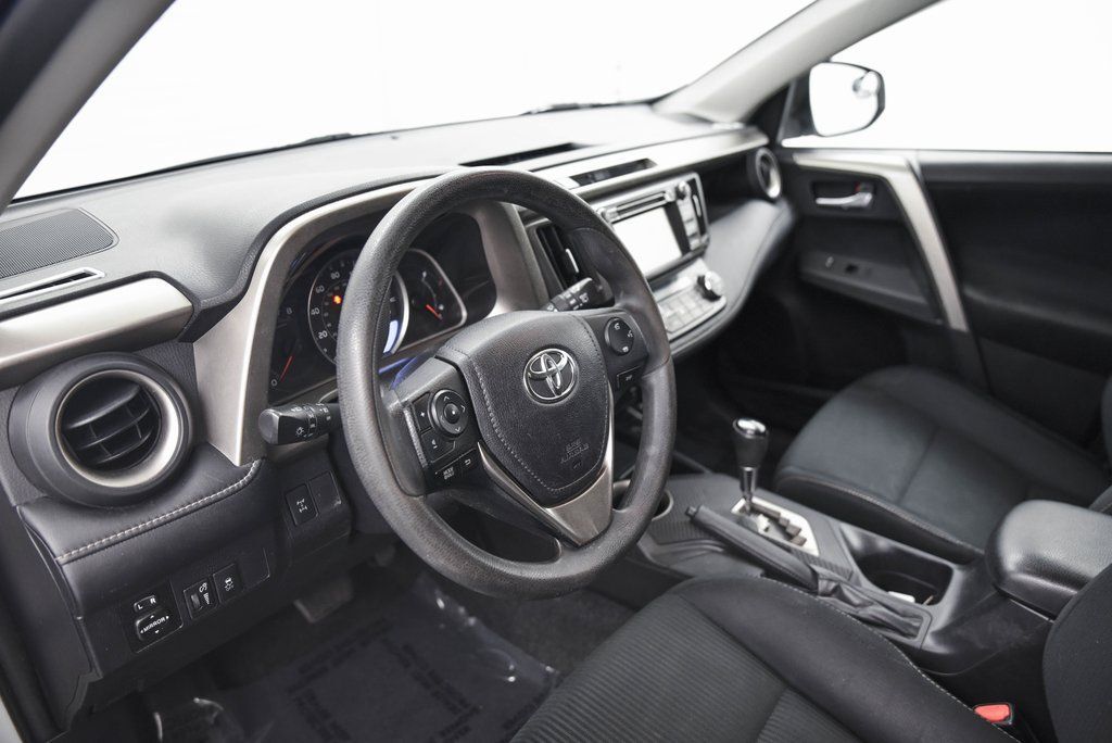 2014 Toyota RAV4 XLE Akron OH