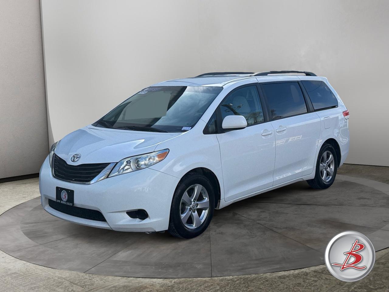 2014 Toyota SIENNA LE AAS