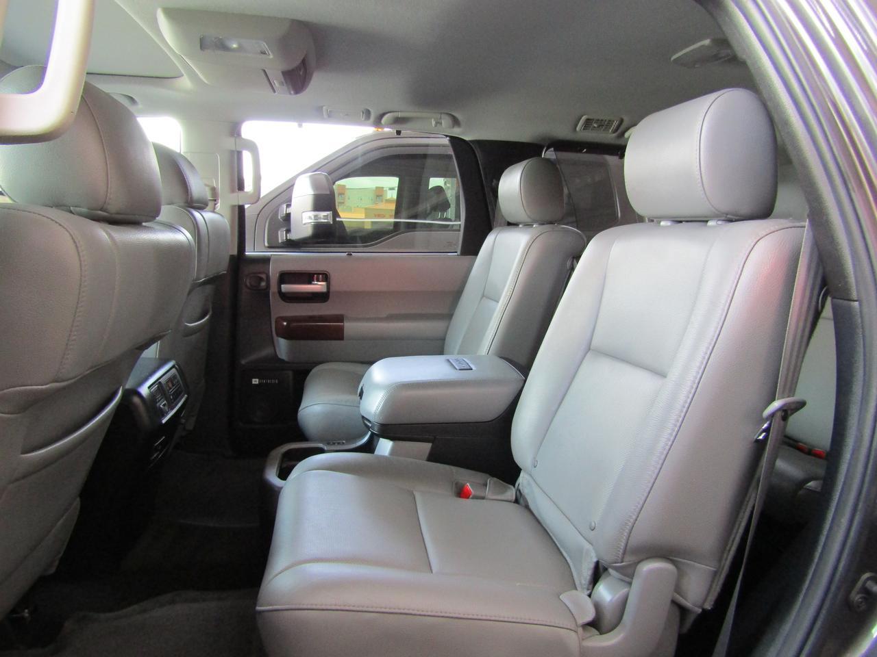 2014 Toyota Sequoia RWD 5.7L Platinum (Natl) Grand Prairie TX