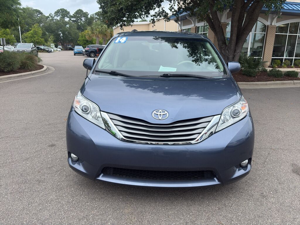 2014 Toyota Sienna
