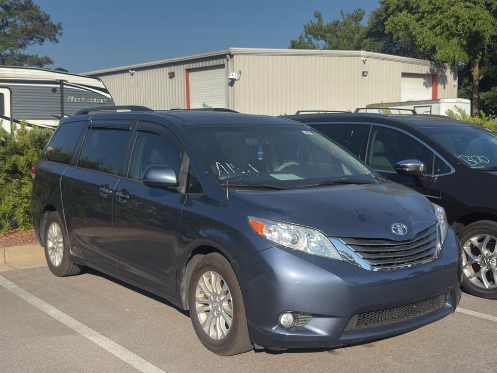 2014 Toyota Sienna