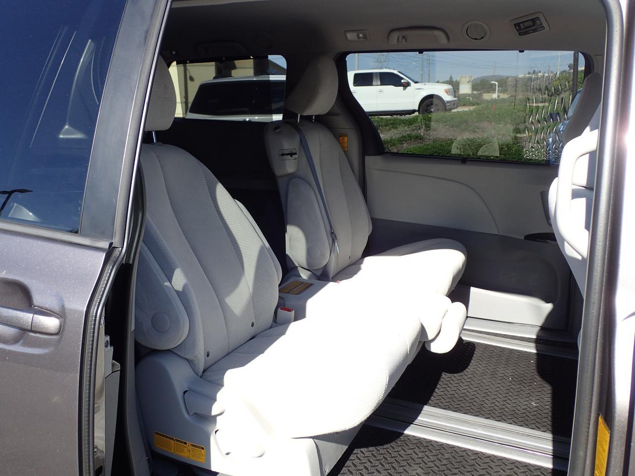 2014 Toyota Sienna LE Anaheim CA