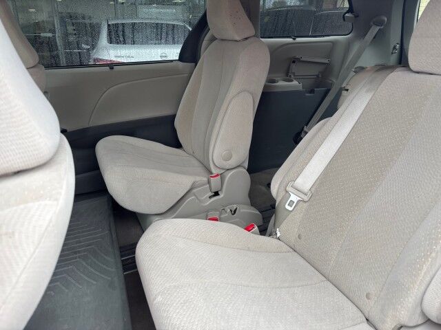 2014 Toyota Sienna LE Cleveland OH