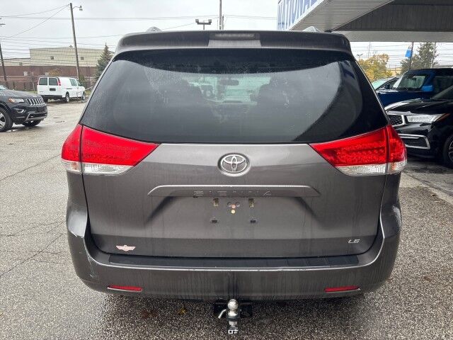 2014 Toyota Sienna LE Cleveland OH