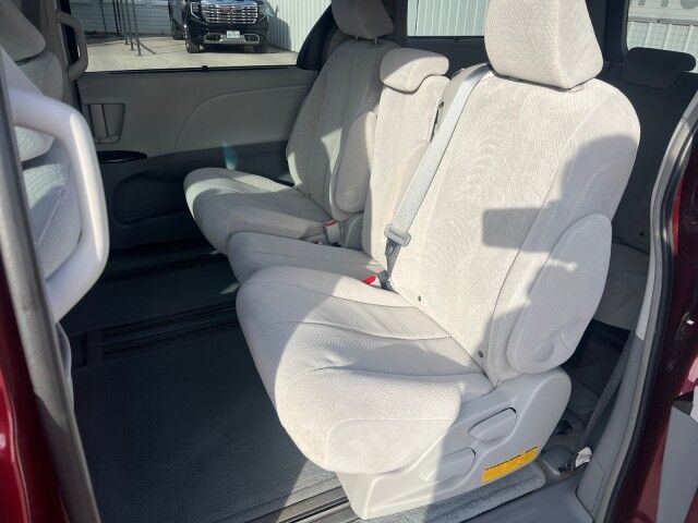 2014 Toyota Sienna LE Gainesville TX 2014 Toyota Sienna LE Gainesville TX