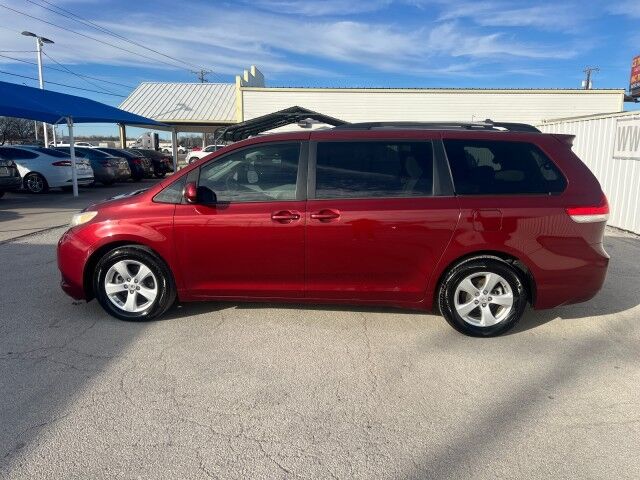 2014 Toyota Sienna LE Gainesville TX 2014 Toyota Sienna LE Gainesville TX