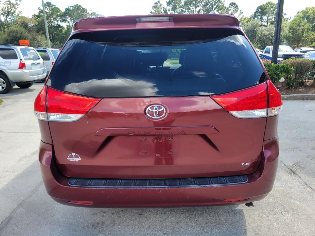 2014 Toyota Sienna LE V6 7 Passenger Auto Access Seat | LE V6 8 Passenger | LE V6 7 Passenger Hardeeville SC