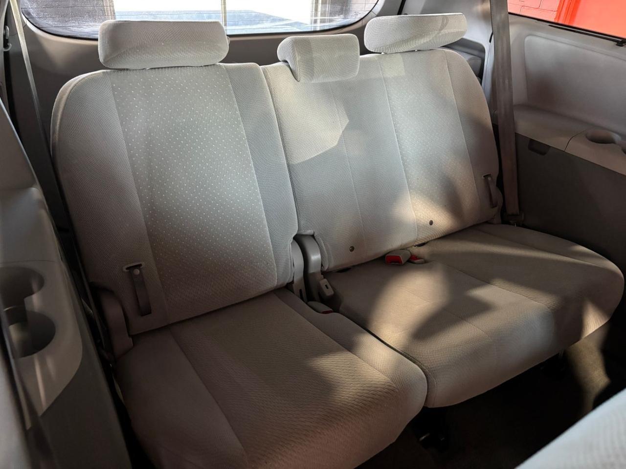2014 Toyota Sienna LE V6 8 Passenger Franklin OH