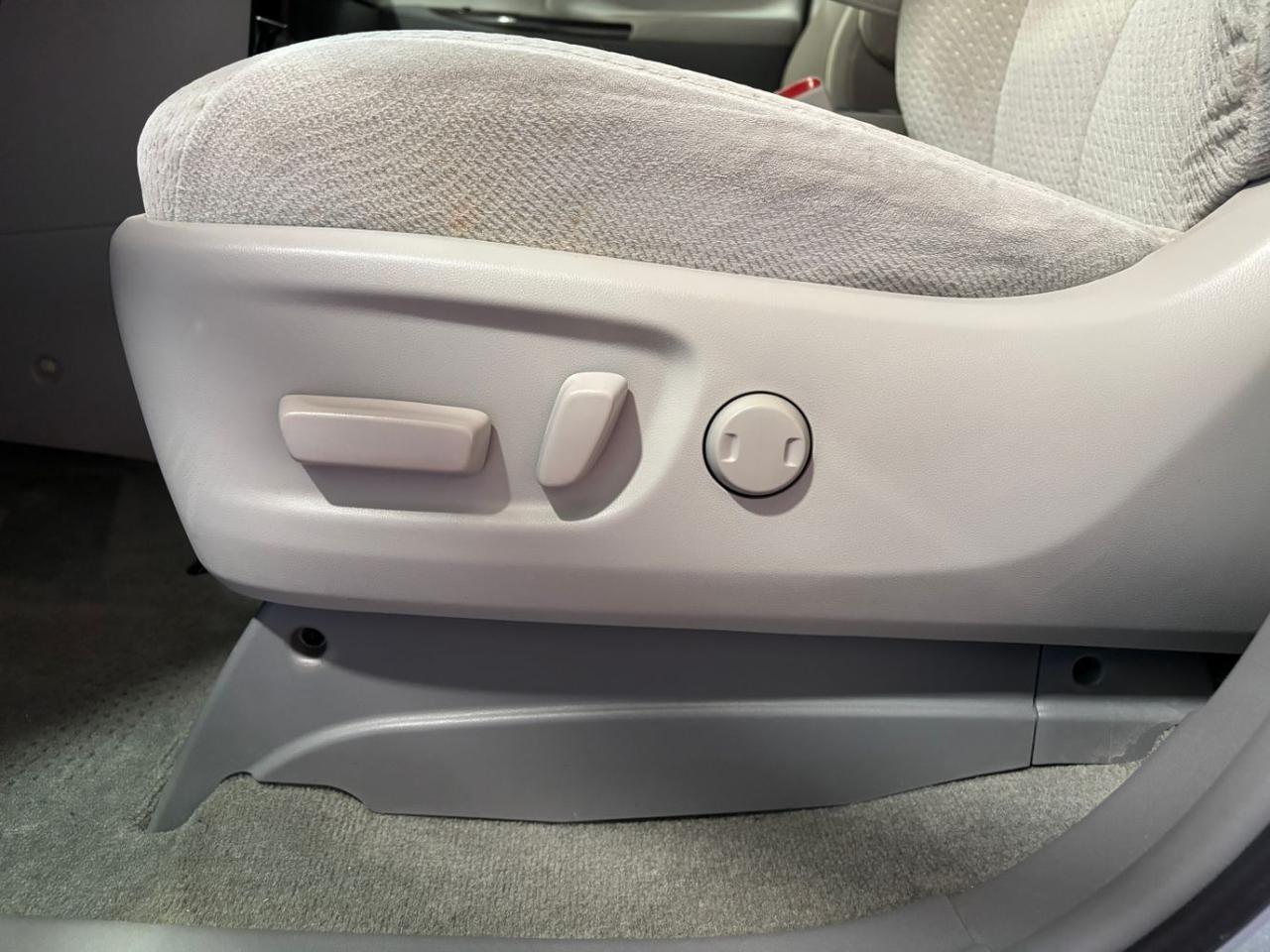2014 Toyota Sienna LE V6 8 Passenger Franklin OH