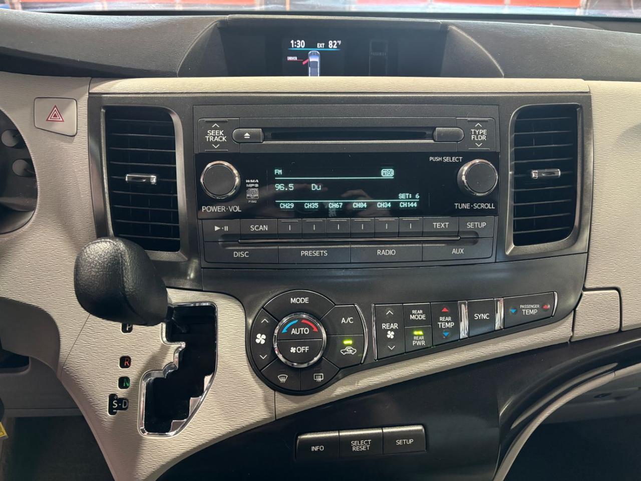 2014 Toyota Sienna LE V6 8 Passenger Franklin OH
