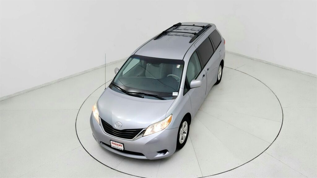 2014 Toyota Sienna LE Laurel MD
